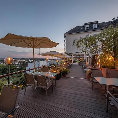 Hotel Schoene Aussicht 3*