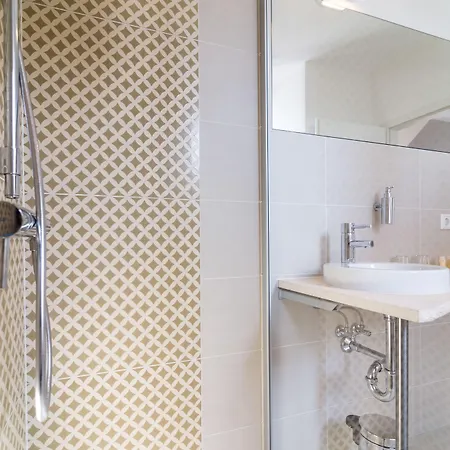 Otel Schoene Aussicht Frankfurt am Main