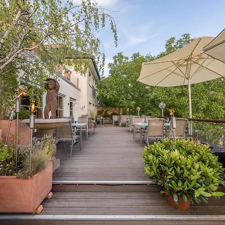 Schoene Aussicht Hotel Frankfurt nad Mohanem