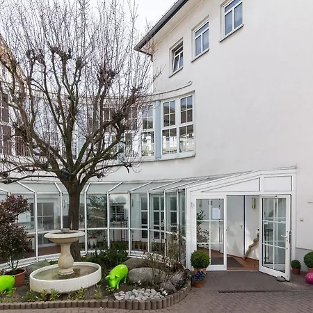 酒店 Schoene Aussicht 美因河畔法兰克福