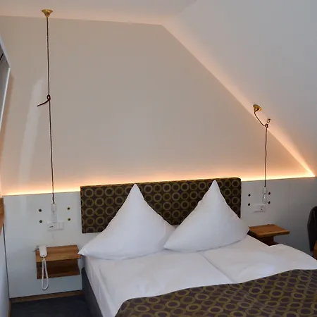 ホテル Schoene Aussicht 3*