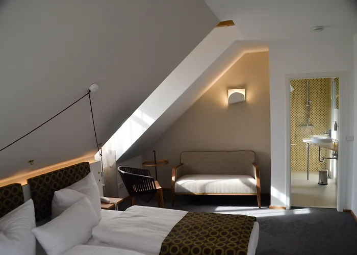 Hotel Schoene Aussicht 3*